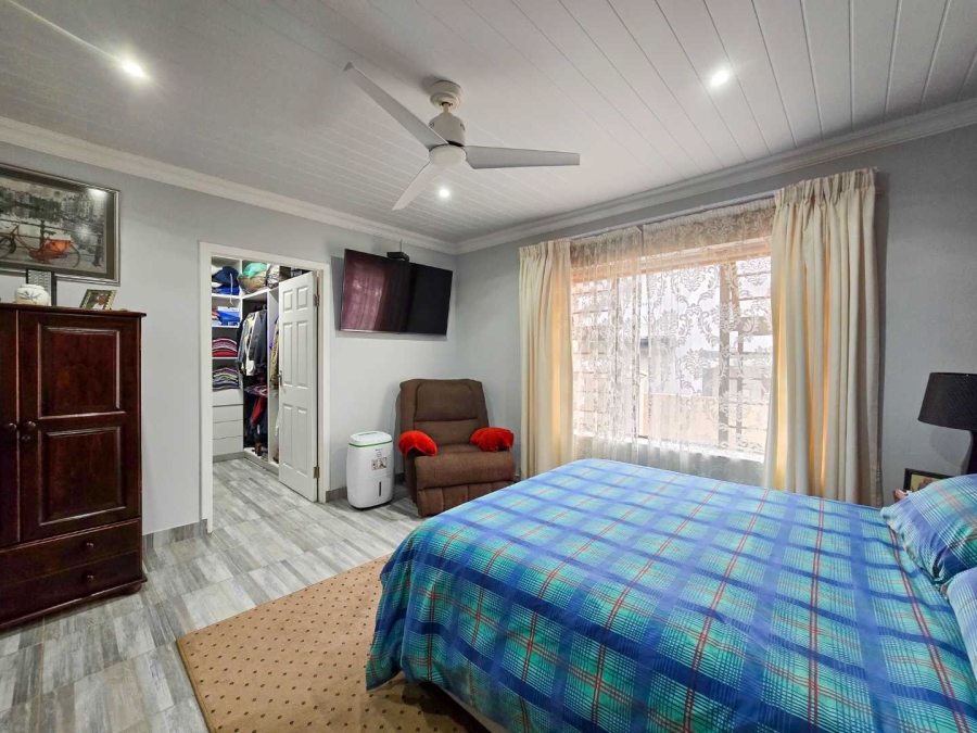 3 Bedroom Property for Sale in Stilbaai Wes Western Cape